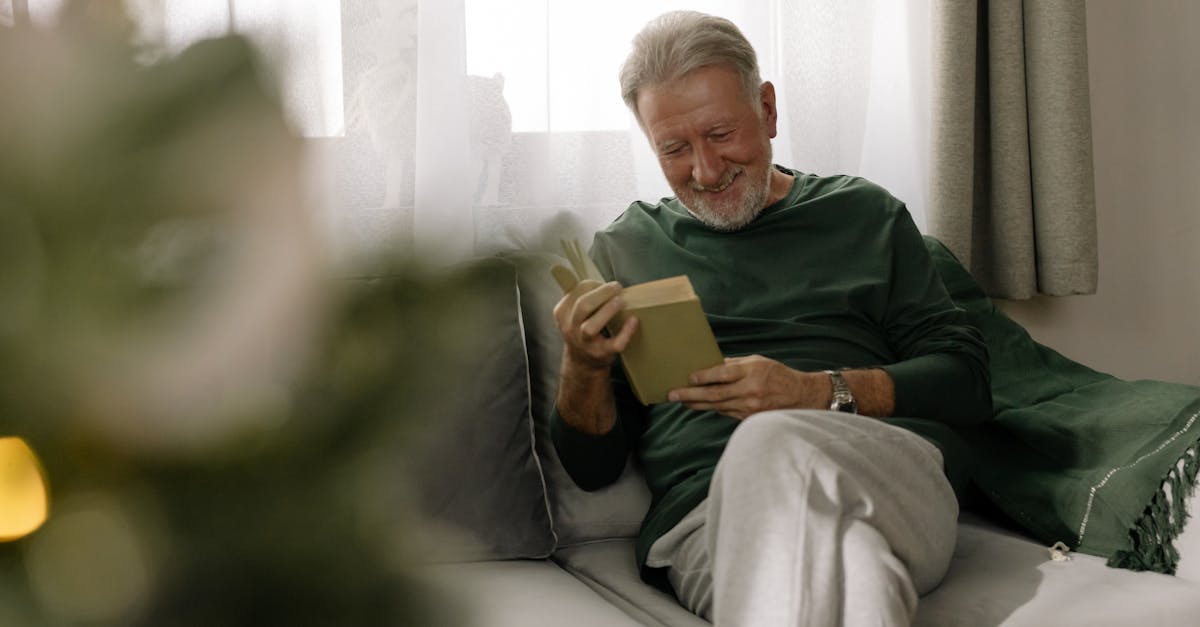 découvrez les traits essentiels qui définissent un gentleman moderne : élégance, respect et assurance.