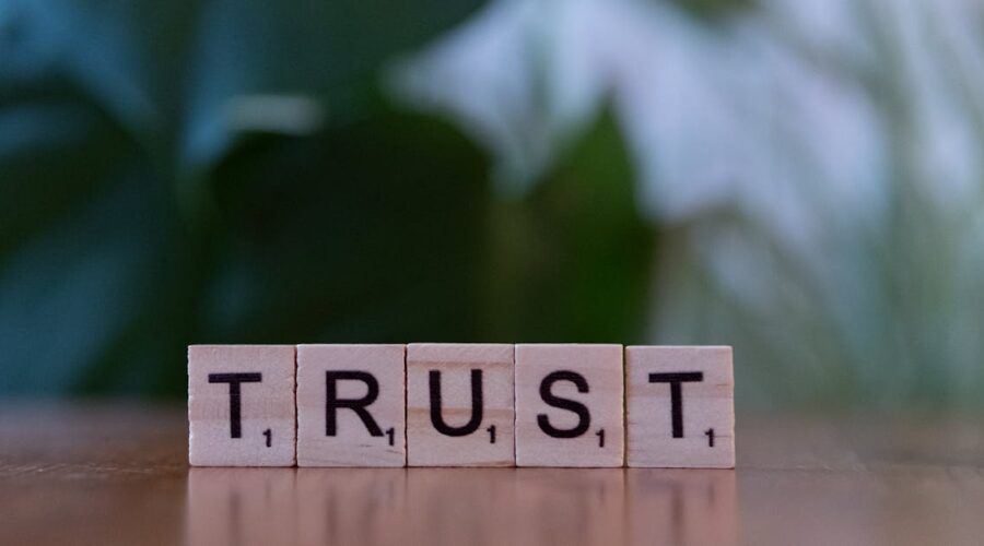 Les 7 Lois Universelles d’Hermès Trismégiste révélées dans le Kybalion