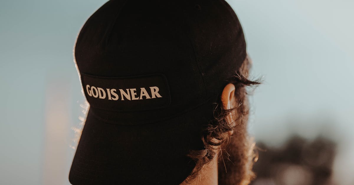 découvrez les qualités et traits qui définissent l'homme idéal, un modèle d'équilibre, de respect et de confiance dans toutes les sphères de la vie.