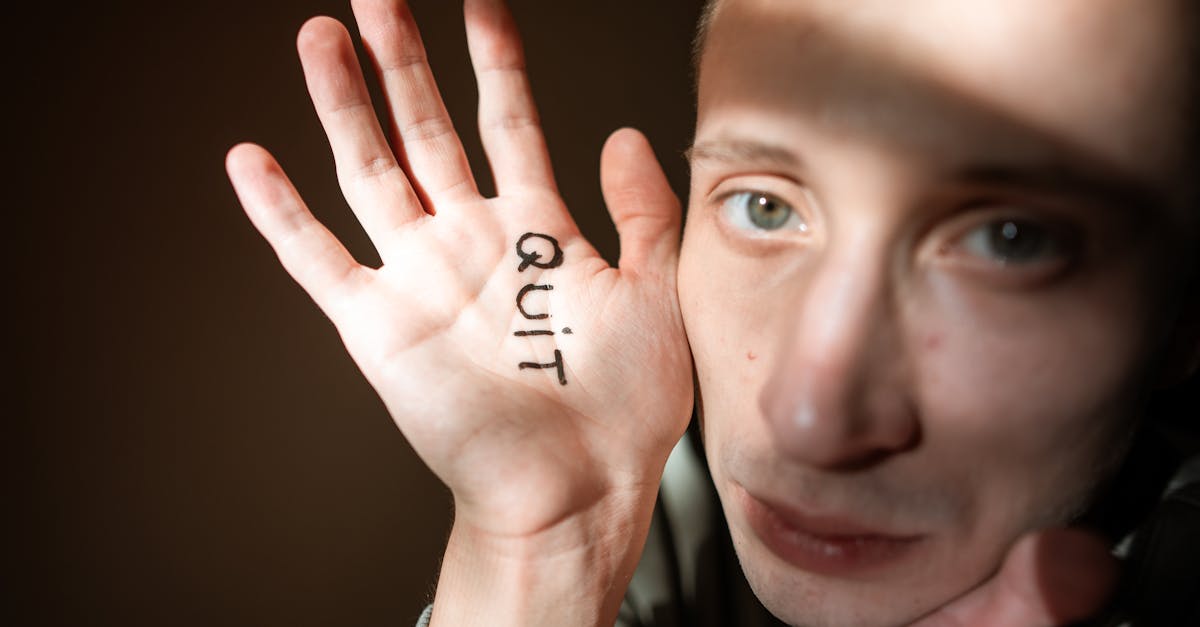 découvrez les subtilités du conflit intérieur, ses causes profondes et comment le surmonter pour retrouver la paix intérieure et l'équilibre émotionnel.