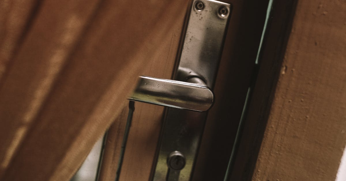 découvrez comment assurer la sécurité sans recourir à la fermeture, en adoptant des solutions innovantes et flexibles pour protéger vos espaces efficacement.