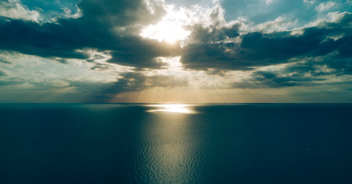 découvrez 'serenity', une expérience apaisante qui vous invite à la détente et au bien-être. plongez dans un univers de calme et de sérénité pour revitaliser corps et esprit.