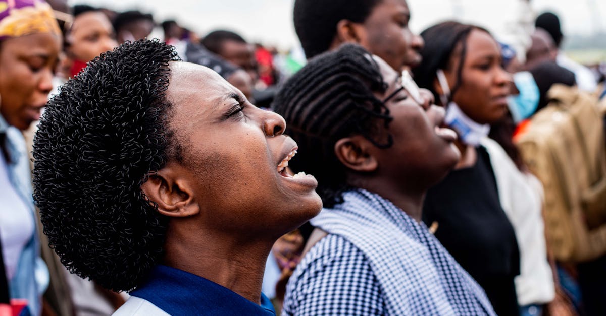 découvrez comment les émotions influencent nos croyances et façonnent notre perception du monde dans cet article approfondi.