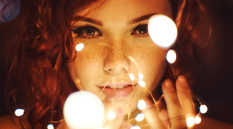 Découvrez comment exploiter la loi de l&rsquo;attraction dans votre quotidien grâce à ces 7 étapes essentielles