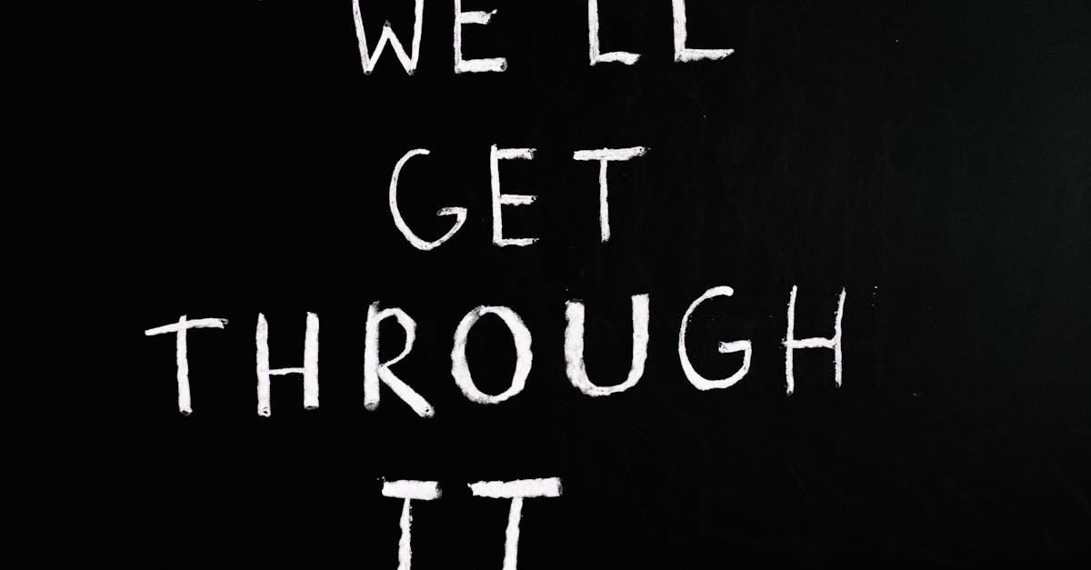 découvrez les citations célèbres de socrate, philosophe grec antique, et plongez dans sa sagesse intemporelle sur la vie, la connaissance et la vertu.